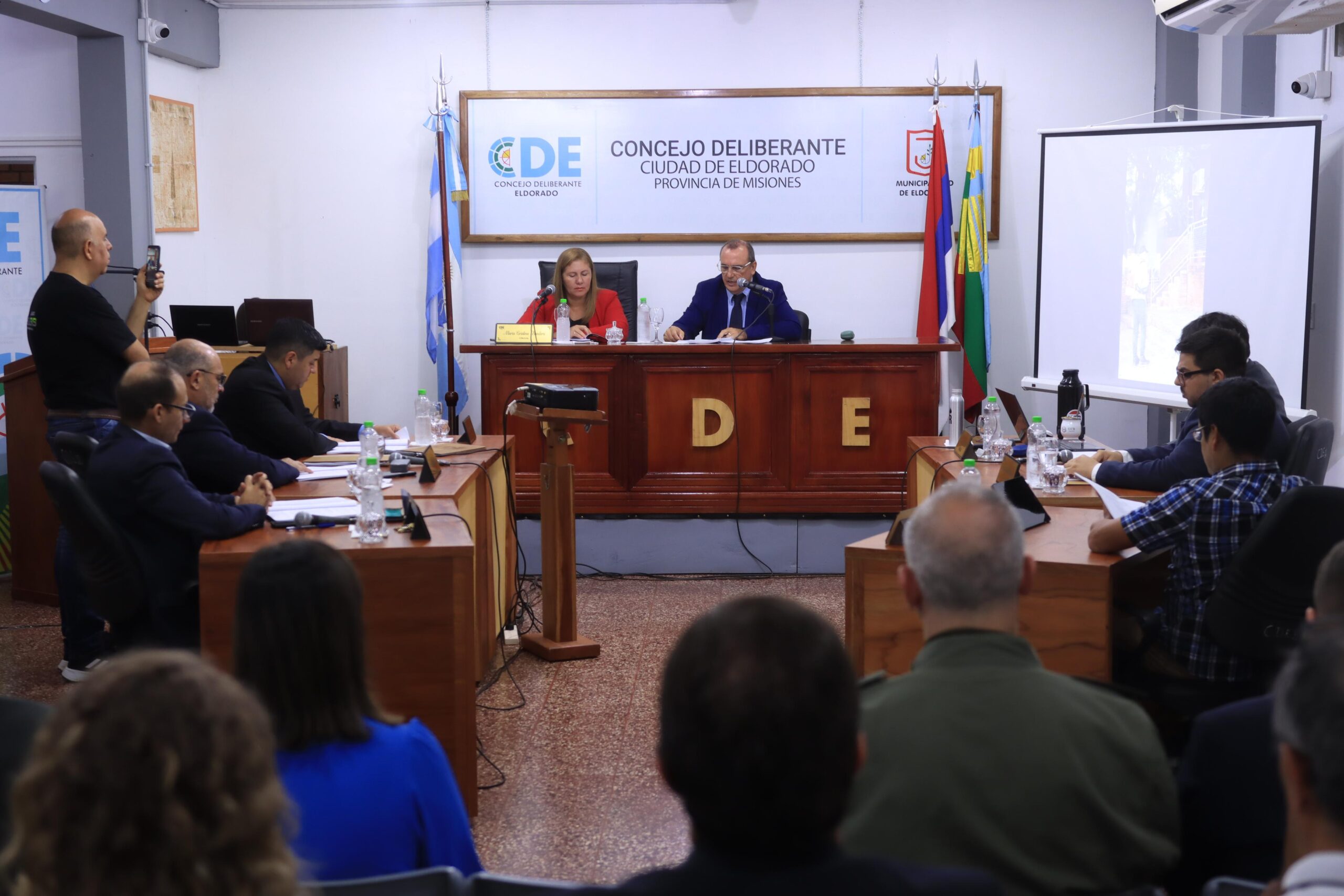 Eldorado: Aprueban ordenanza que prohíbe contratar familiares