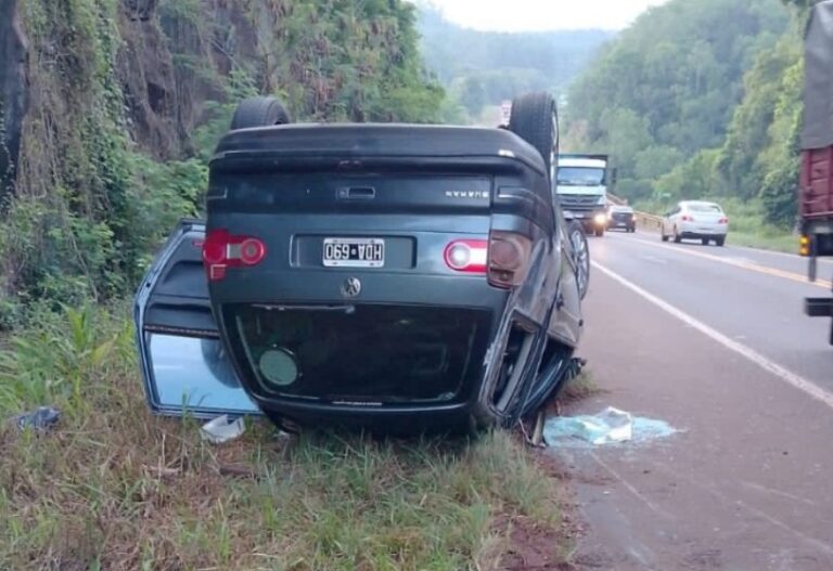 Los Ángeles de la Kachaka sufrieron un accidente en Caraguatay