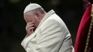 Vaticano informó que el papa Francisco sigue estable y sin fiebre