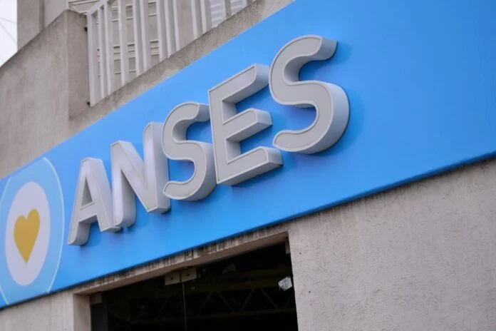 ANSES publicó el calendario de pagos de abril