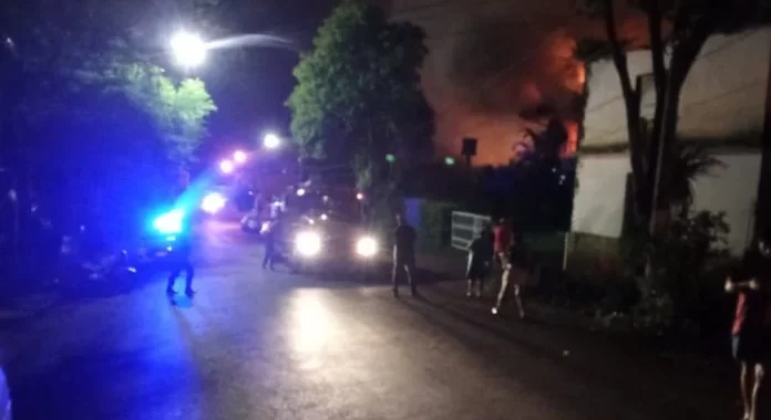Una pelea de pareja terminó con el incendio de una vivienda en Eldorado