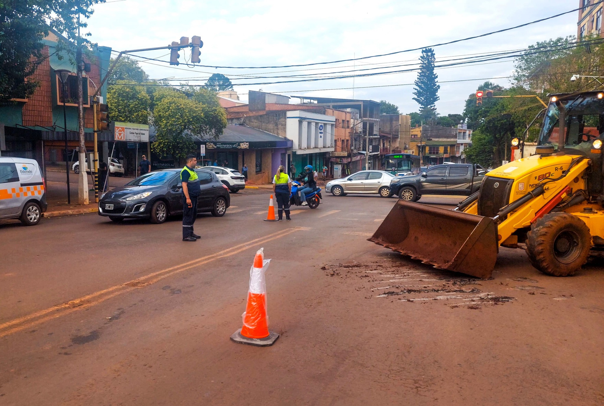 Avanzan las obras de veredas en la Avenida San Martín