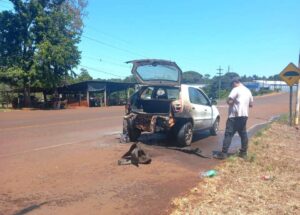 Se registró un incendio vehicular en la localidad de 9 de Julio