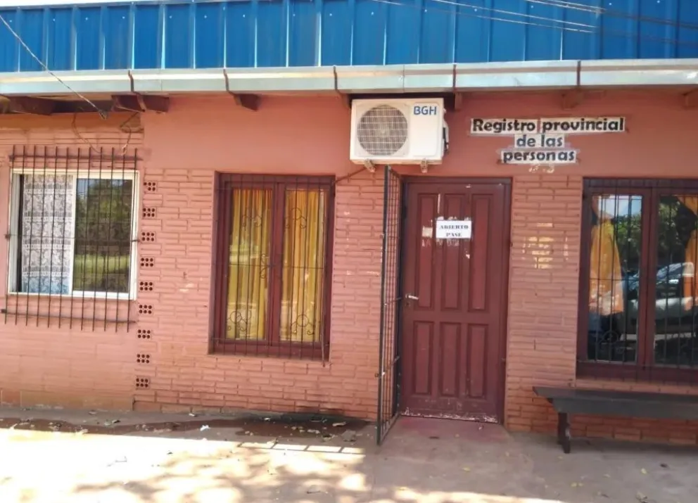 Alertan por gestores falsos que estafan con partidas de nacimiento en Eldorado