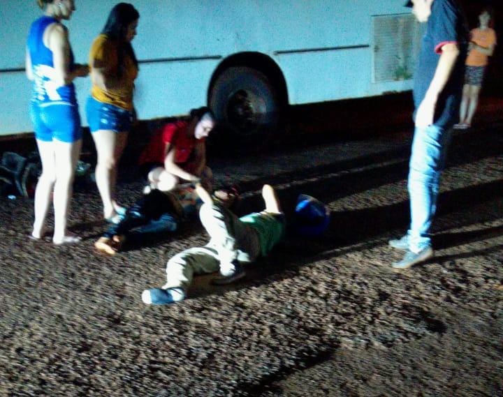 Motociclista chocó contra un colectivo estacionado en Eldorado