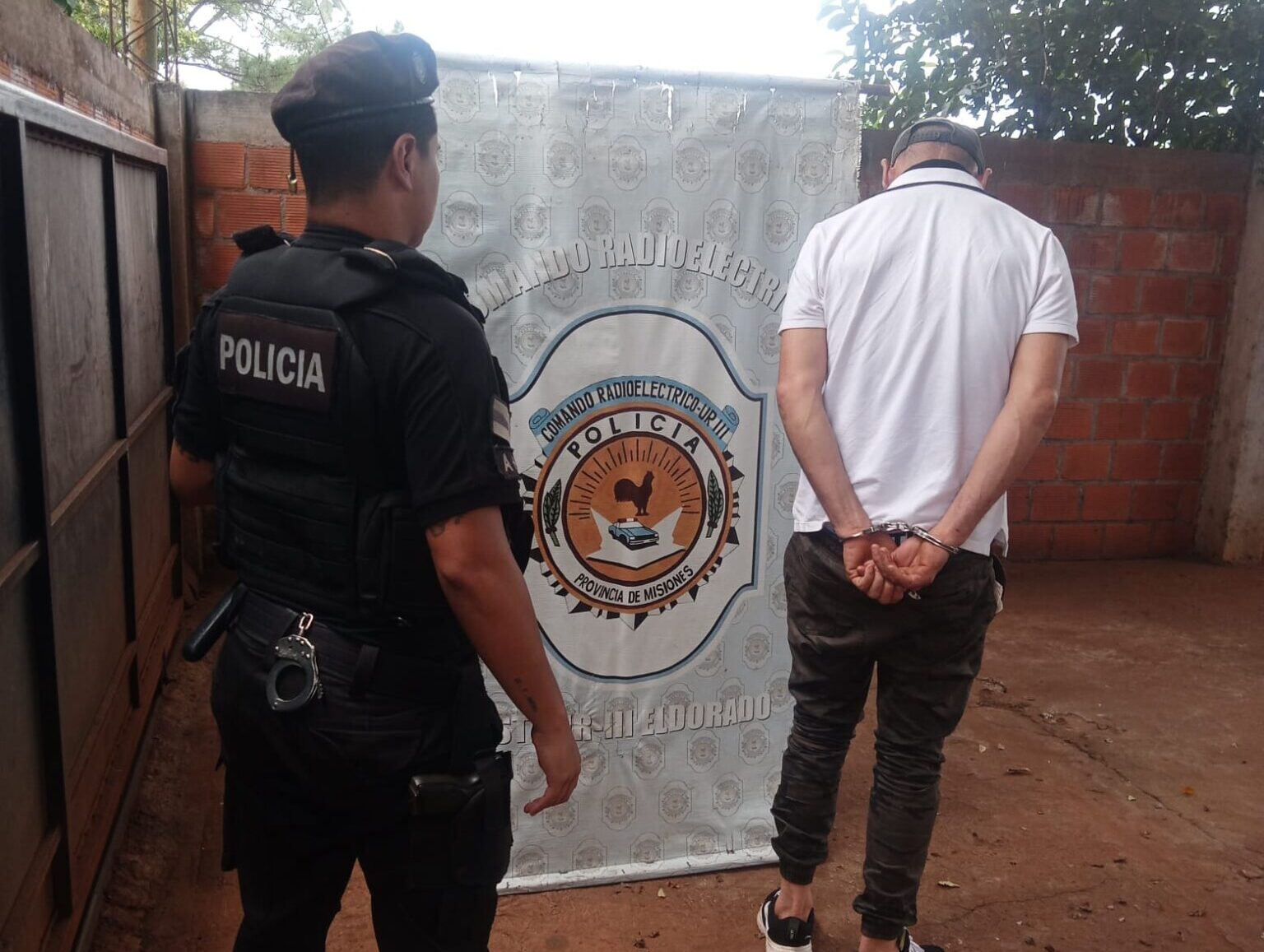 Cayó un delincuente reincidente tras robar una máquina de juegos en Eldorado