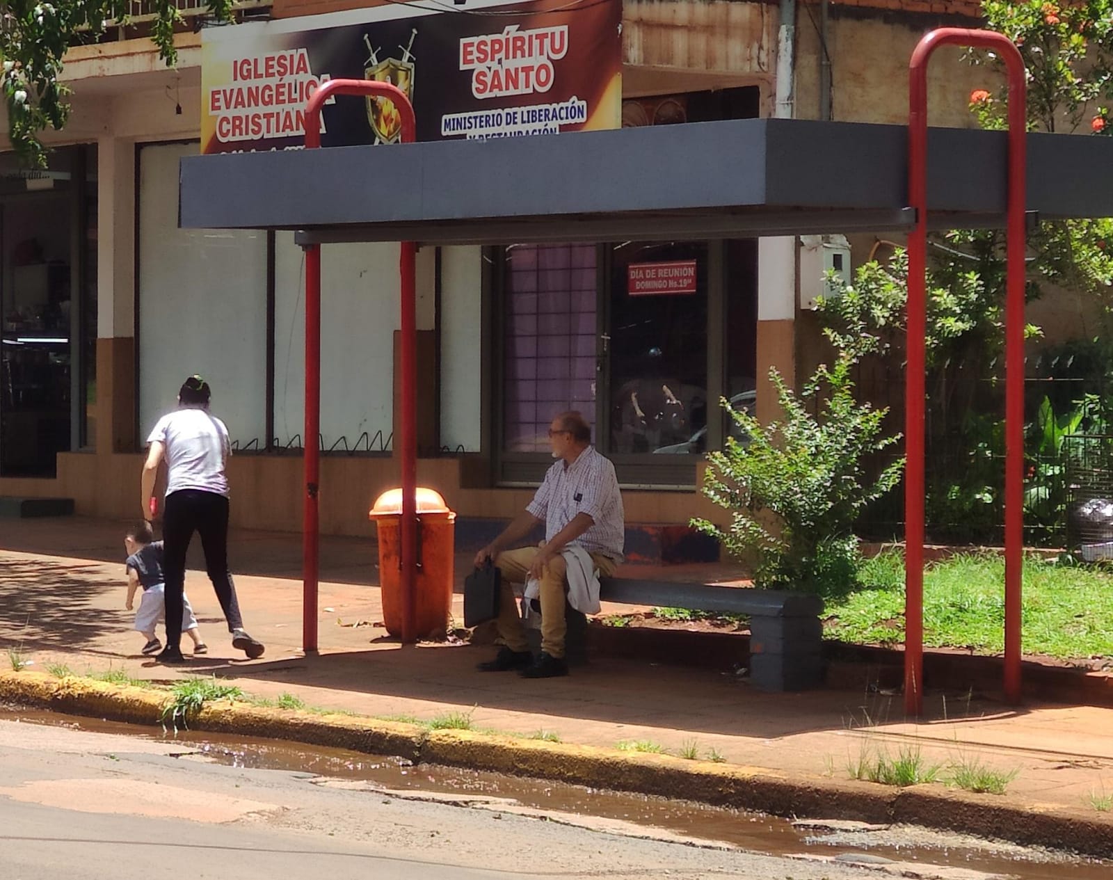 Malestar en Eldorado por el paro de colectivos
