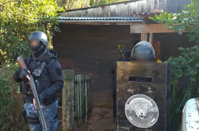 Detienen al líder de una banda que asaltaba casas y comercios en Puerto Iguazú