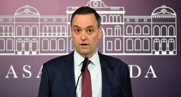 Manuel Adorni asumió como jefe de Gabinete y prometió profundizar las reformas del Gobierno