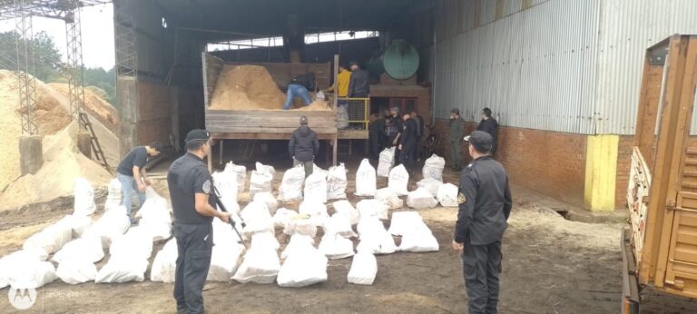 Incineraron más de 2000 kilos de marihuana incautada en operativos federales en Misiones