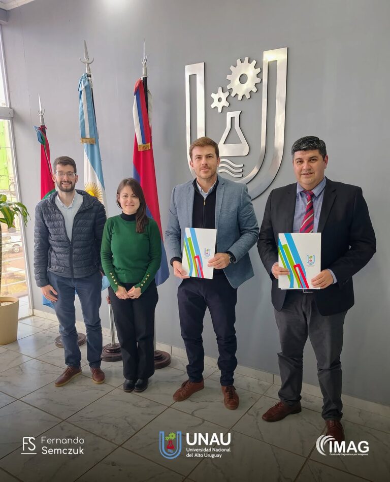 La UNAU e IMAG fortalecen la formación profesional con la firma de un convenio