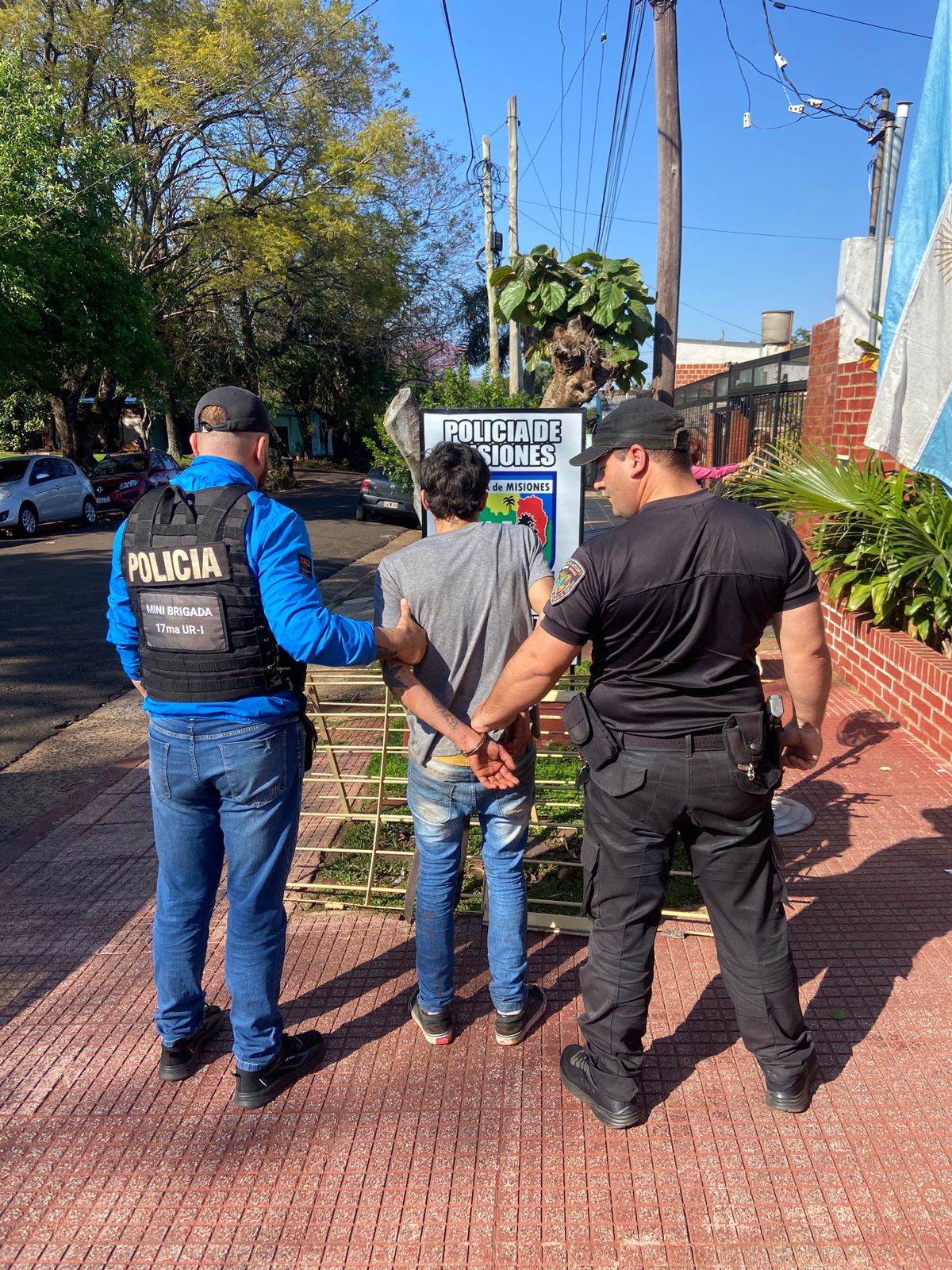 Detuvieron a un hombre de 32 años por robar en una Capilla