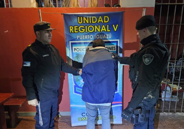 Se desconocieron en una ronda de tragos y se acuchillaron