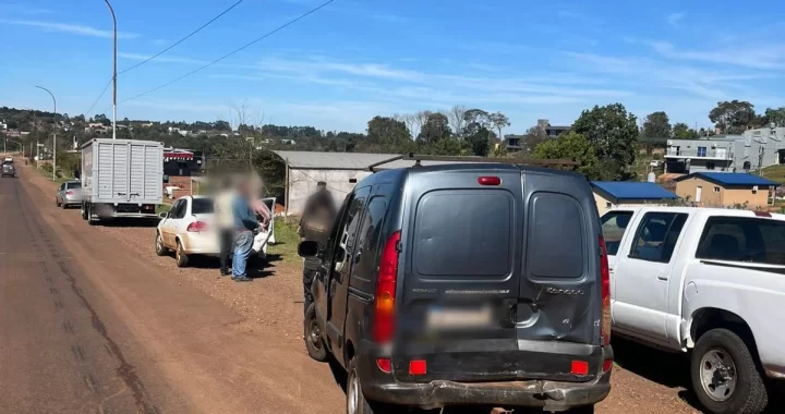 Un hombre de 58 años causó un choque en cadena con su camioneta