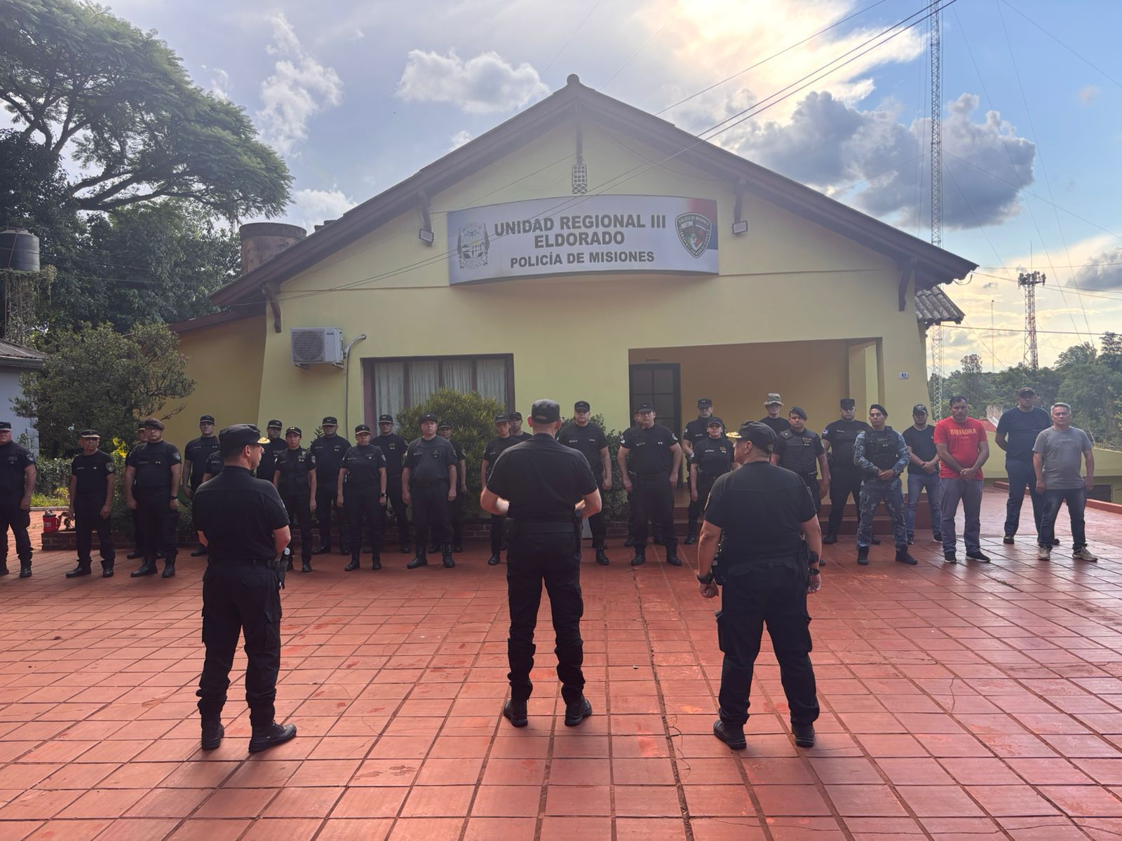 cambio de mando en la Unidad Regional III de Eldorado