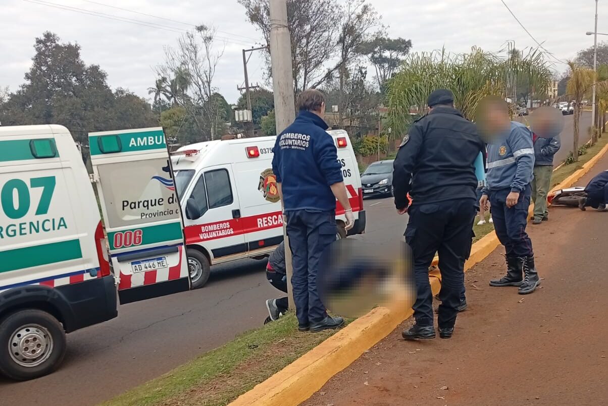 motociclista de 20 años murió tras despistar y chocar contra un poste