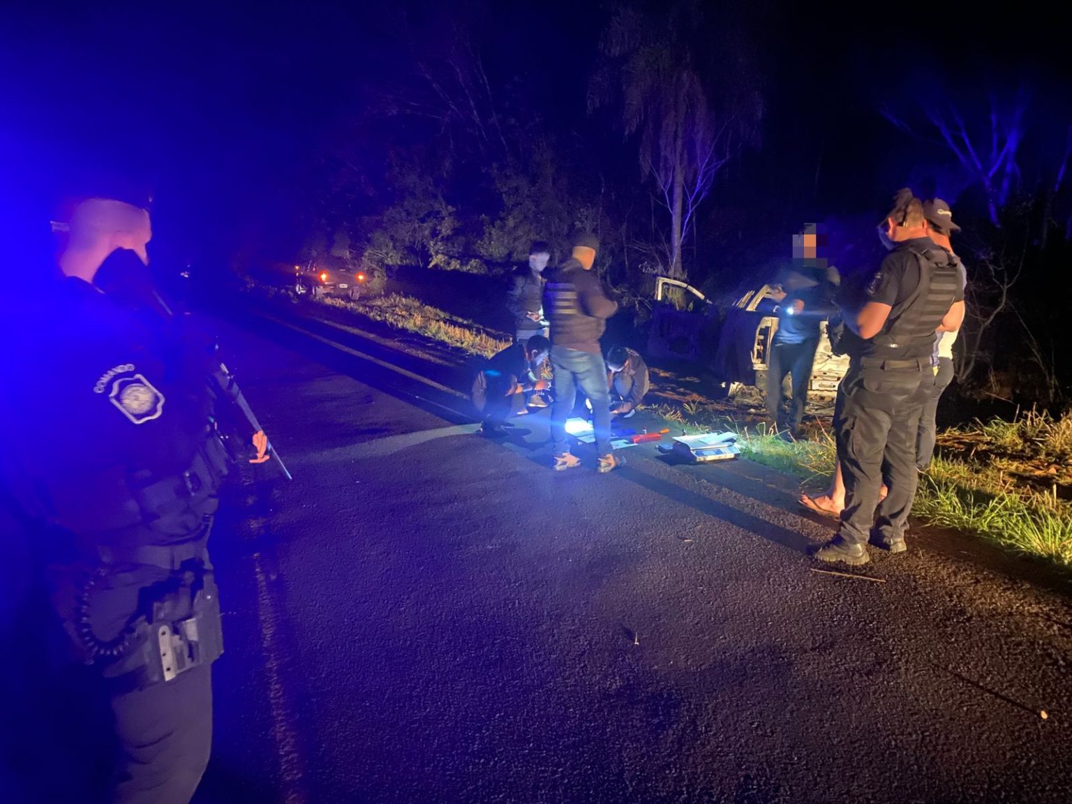 Abandonaron una camioneta incendiada con casi 4 kilos de marihuana