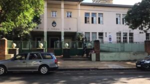 Ataque vandálico con bomba molotov en una escuela de Posadas