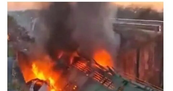 Chofer murió al caer con su camión