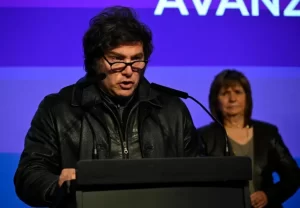 Milei convocó a reunión de Gabinete