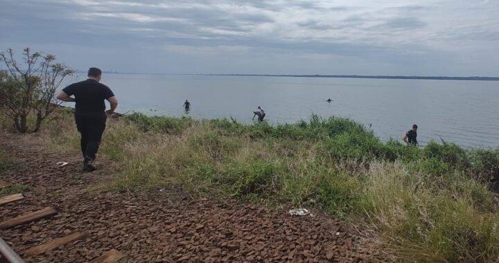 Una chica de 13 años desapareció mientras nadaba en el río Paraná