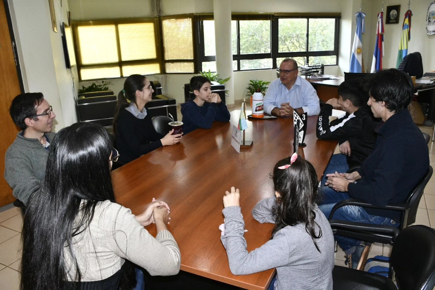 Pipo Durán recibió representantes de AJEDREZ Eldorado