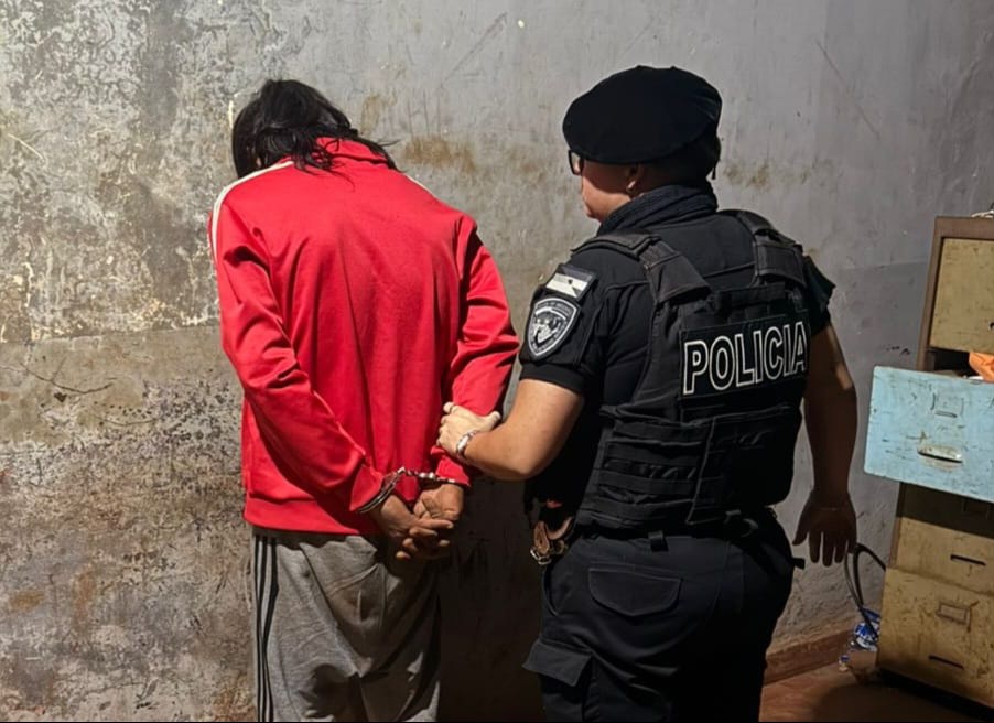 un hombre que asaltó a un joven con un cuchillo en el kilómetro 2 de Eldorado