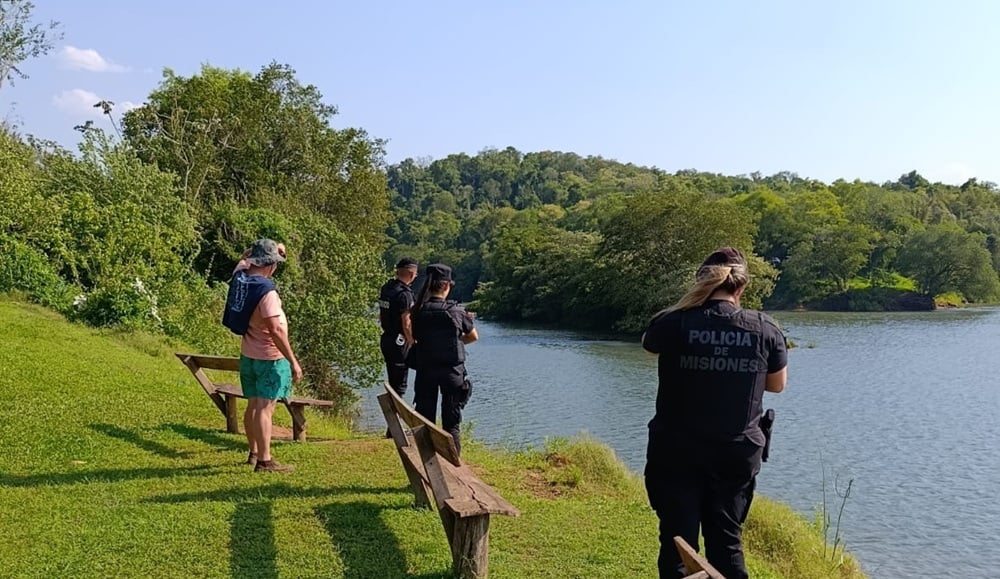 Buscan intensamente a un joven desaparecido en el río Paraná
