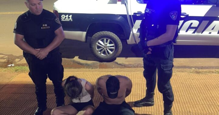 Detuvieron a una pareja por el robo de un celular en la costanera de Eldorado