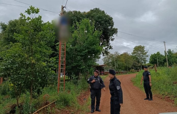 Un trabajador falleció electrocutado mientras instalaba un cable de fibra óptica