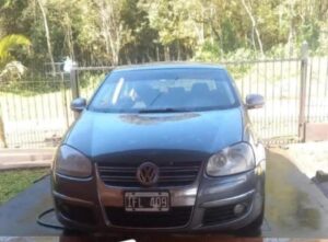 Buscan un auto robado en Eldorado