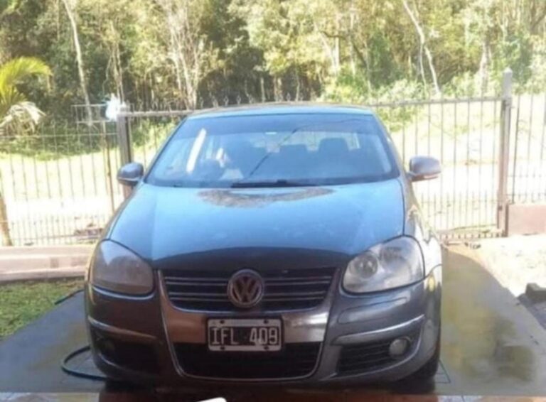 Buscan un auto robado en Eldorado