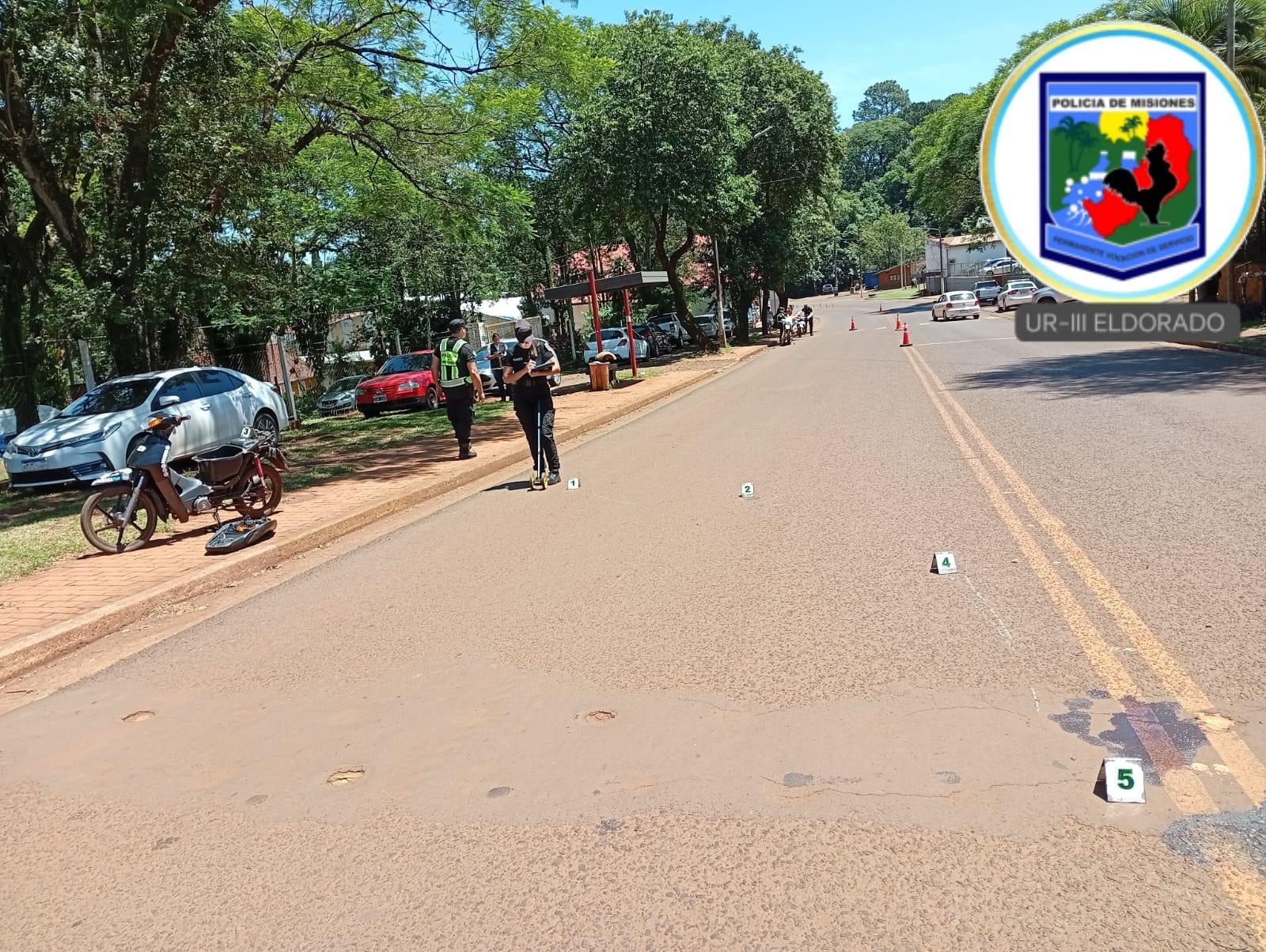 Intentó evadir un control y atropelló a un policía en Eldorado