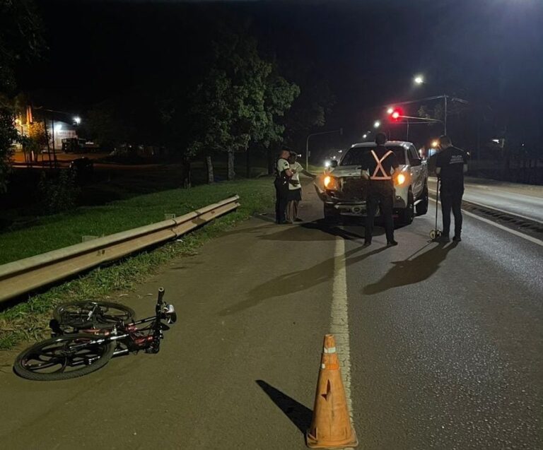 Choque entre camioneta y bicicleta dejó un joven herido en la Ruta 14