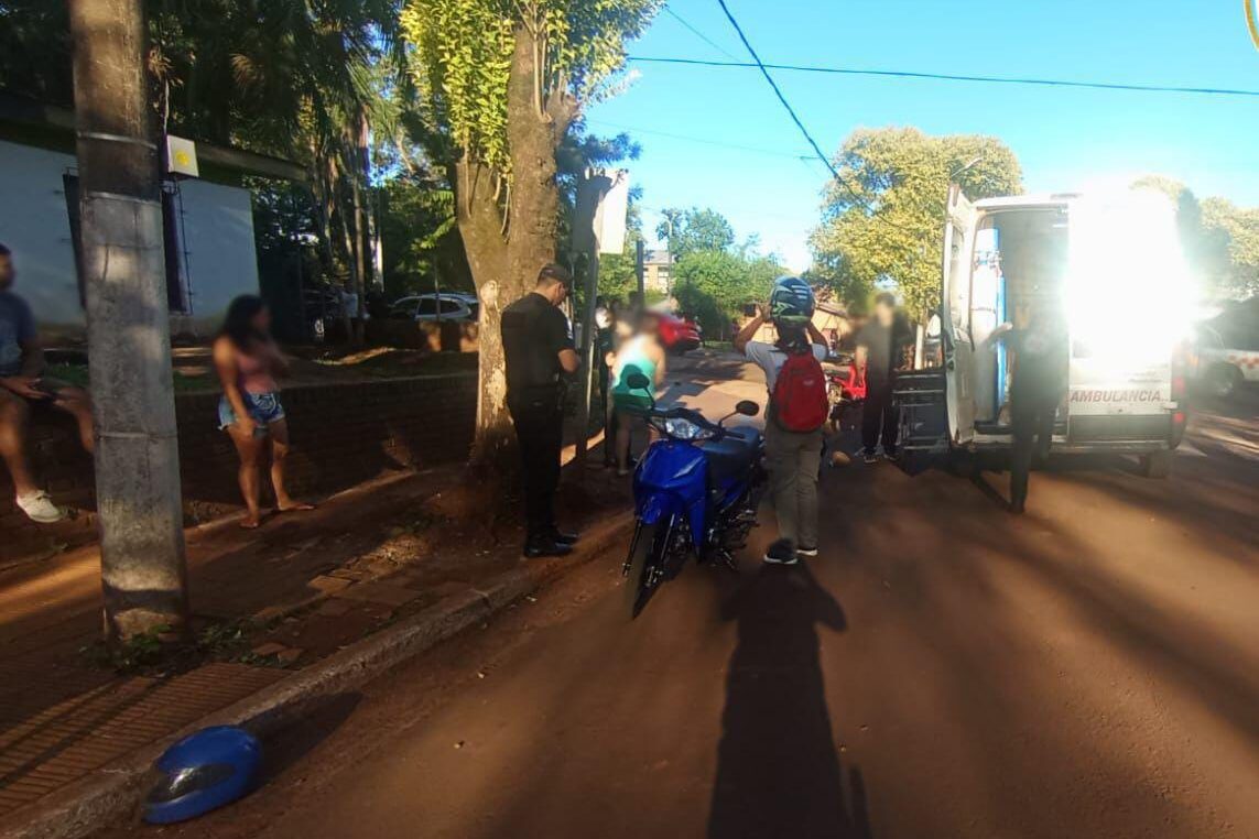 Una motociclista terminó hospitalizada tras un choque en el kilómetro 9 de Eldorado