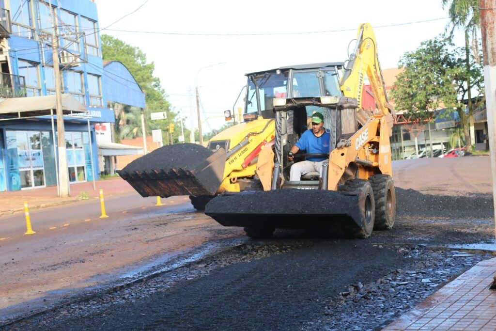 Bacheo en avenida San Martín de Eldorado
