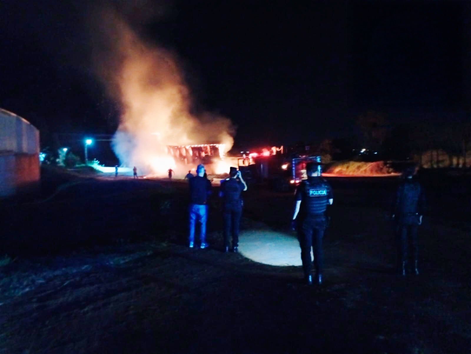 Incendio en un aserradero de Eldorado