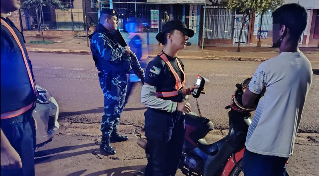 La Policía realizó un amplio operativo de seguridad en Eldorado