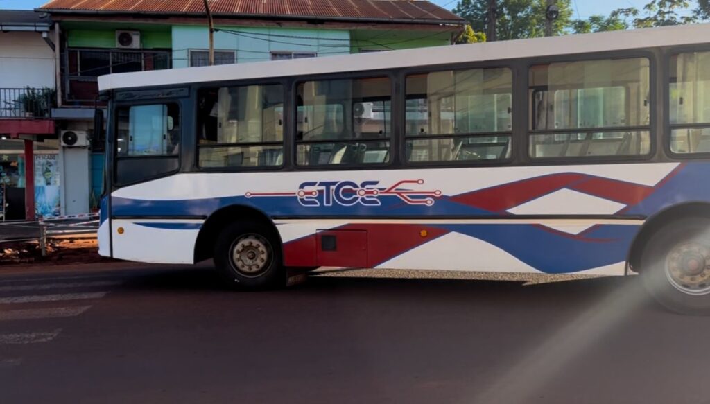 Transporte urbano en Eldorado rechazo ofertas licitación