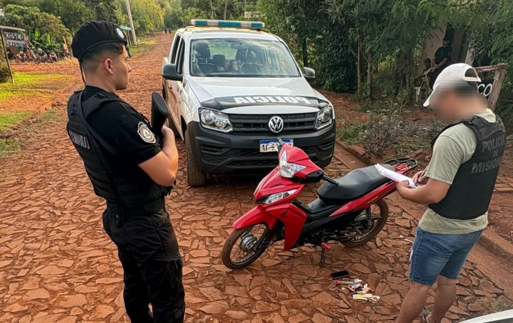 Demoran a un adolescente con cocaína