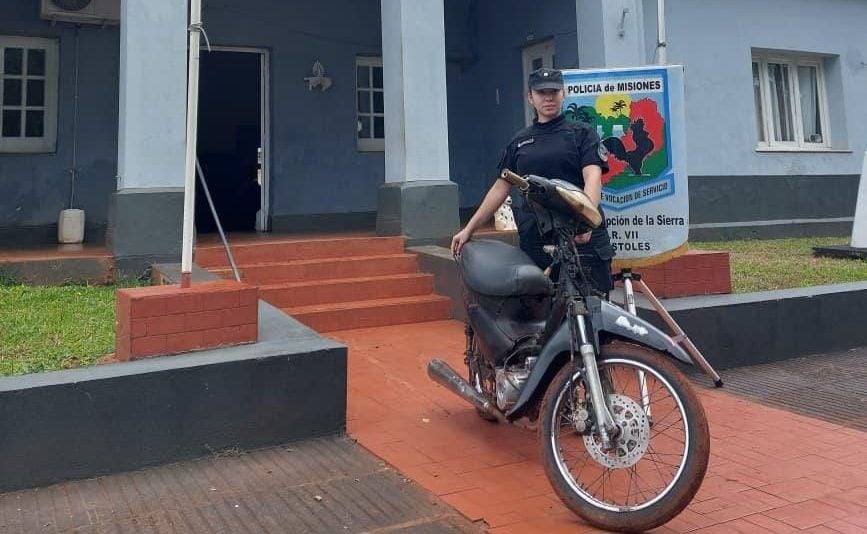 Le secuestraron la moto por hacer maniobras peligrosas en la vía pública