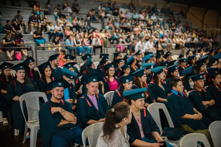 Más del 70% de los estudiantes del SIPTED trabaja mientras estudia en Misiones