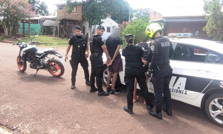 Operativo cerrojo en Eldorado permitió el arresto de una pareja