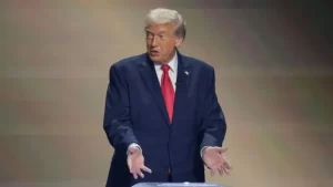 Trump aseguró que negocia con altos mandos cubanos