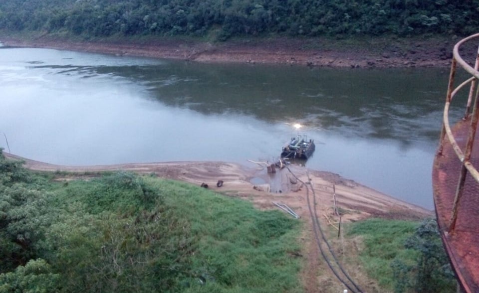 Advierten que la falta de lluvias mantiene bajos los niveles de los ríos en Misiones