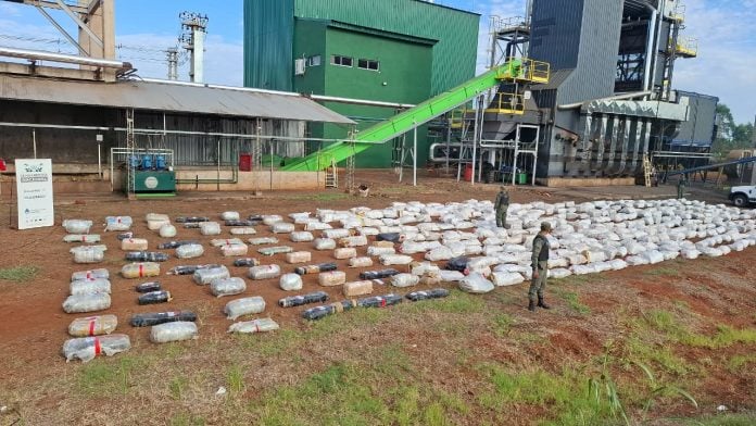 Gendarmería quemó más de 9 toneladas de marihuana Eldorado