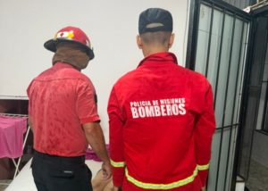 Hallan inconsciente a una mujer en su casa