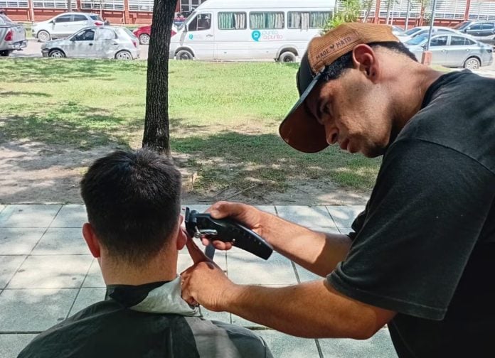 Historias que motivan sueña con su barbería