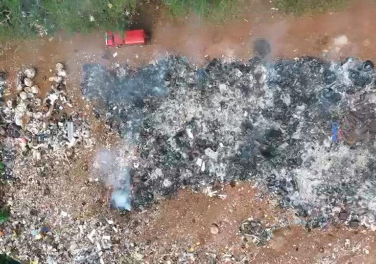 Incendio intencional obligó a cerrar el basural municipal de Eldorado