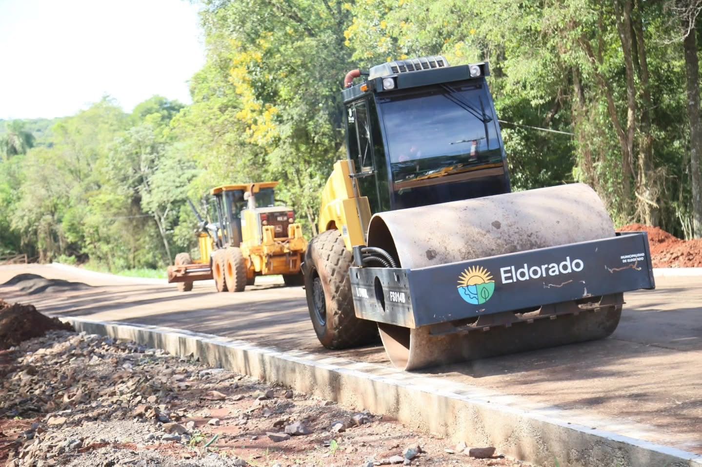 Avanzan las obras de asfaltado sobre la calle Salto Alegría de Eldorado